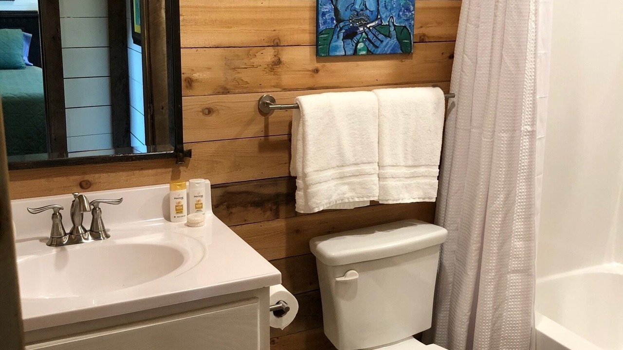 Photo of Bathroom in Marion