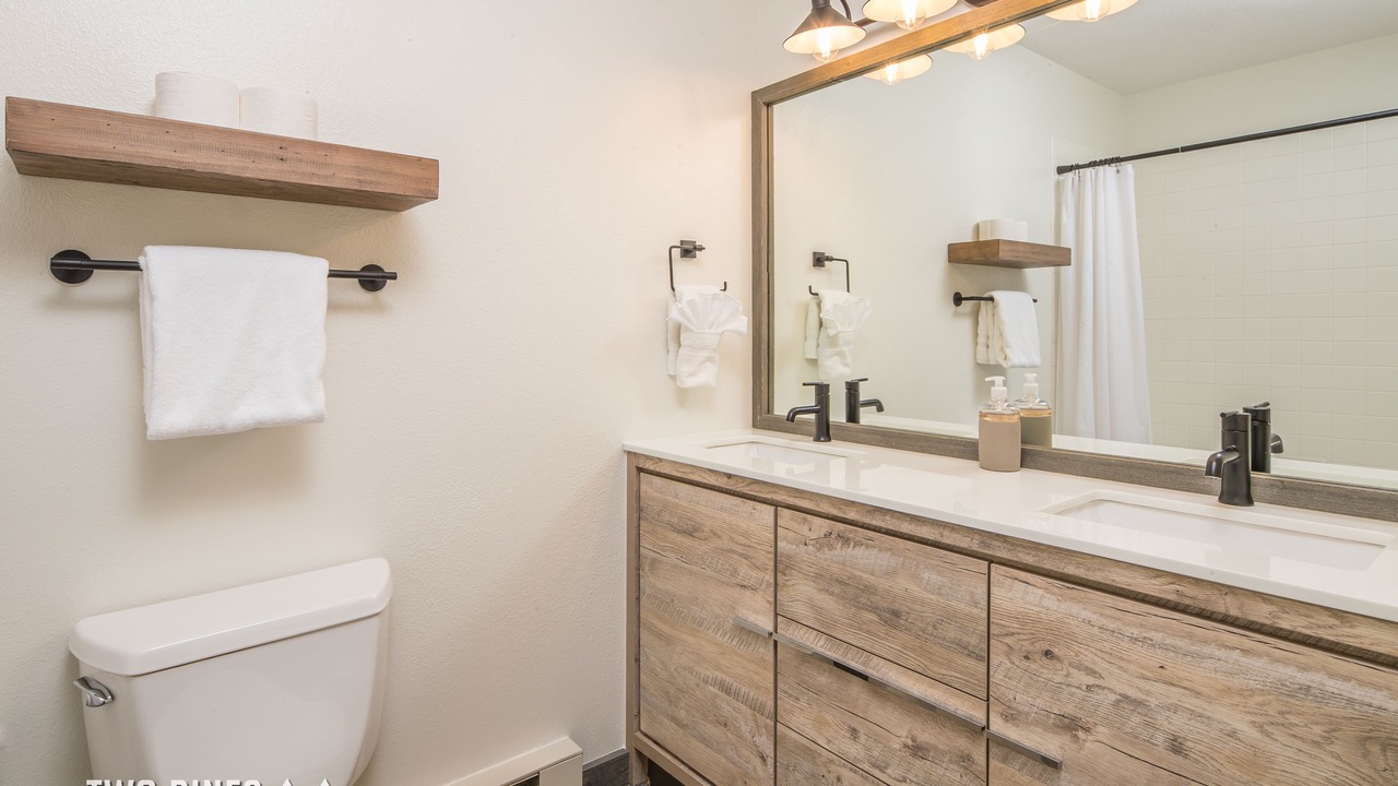 Photo of Bathroom in Big Horn