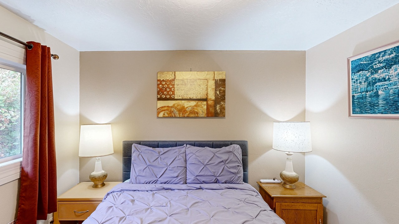 Photo of Bedroom in Newport