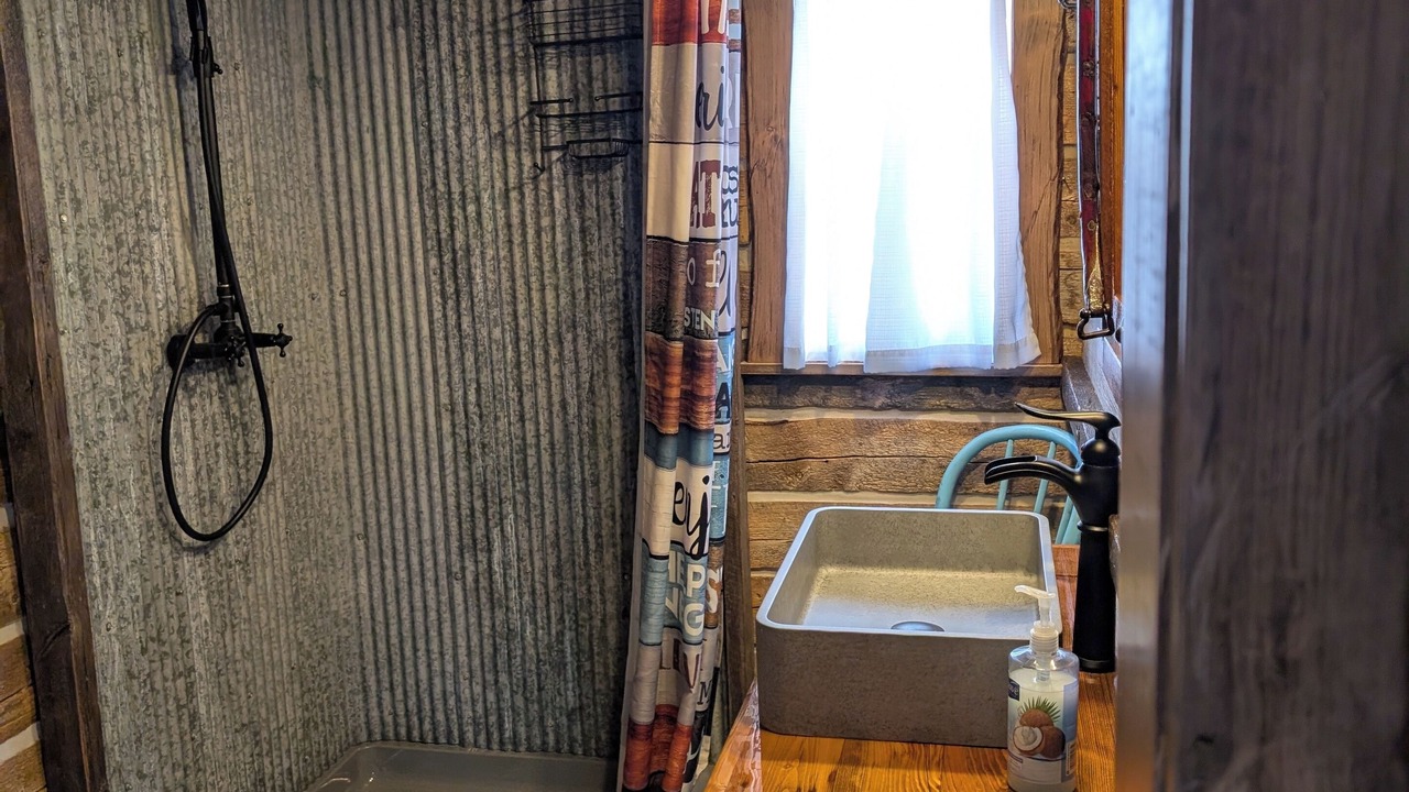 Photo of Bathroom in Clark