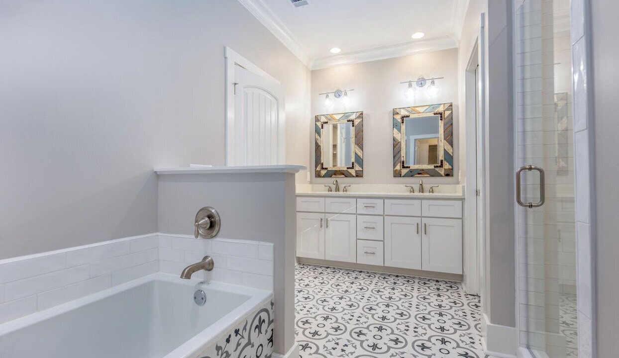 Photo of Bathroom in Savannah Beach