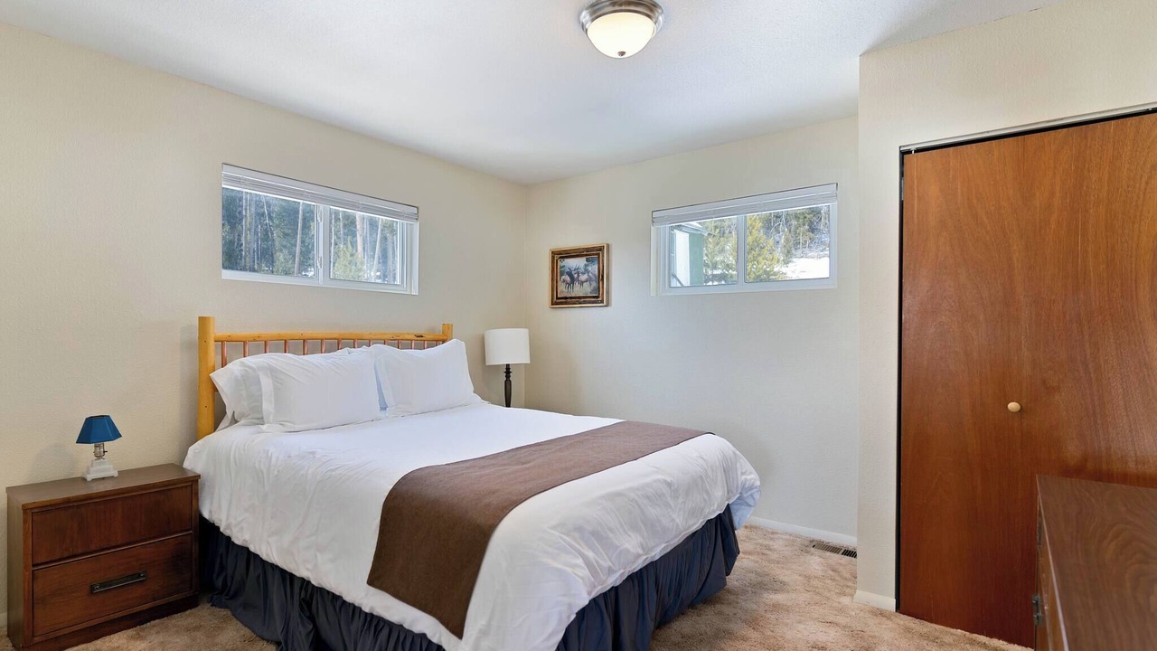 Photo of Bedroom in Anaconda