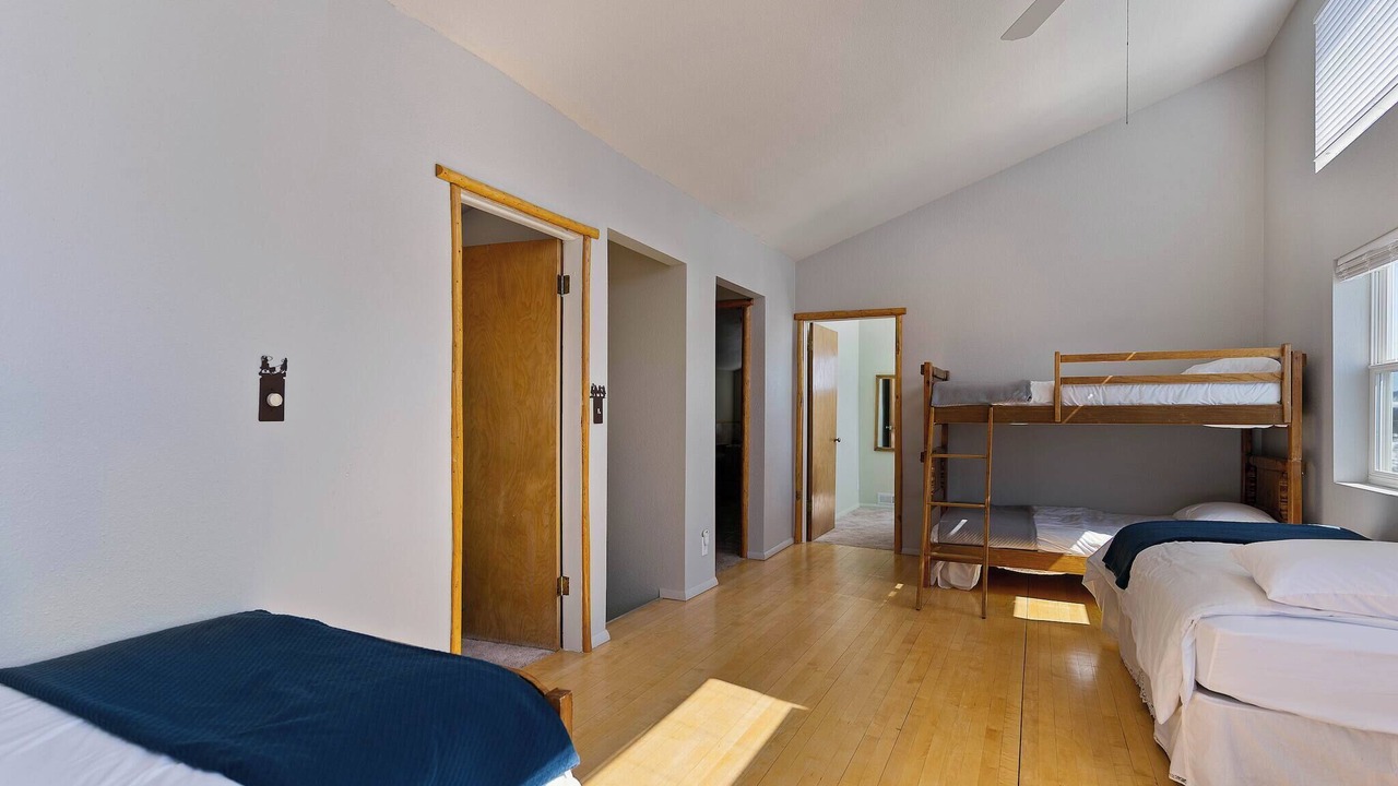 Photo of Bedroom in Anaconda