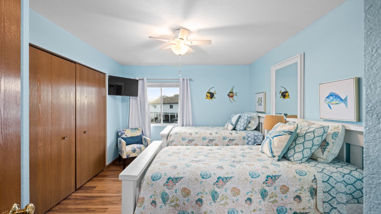 Photo of Bedroom in Oak Harbor