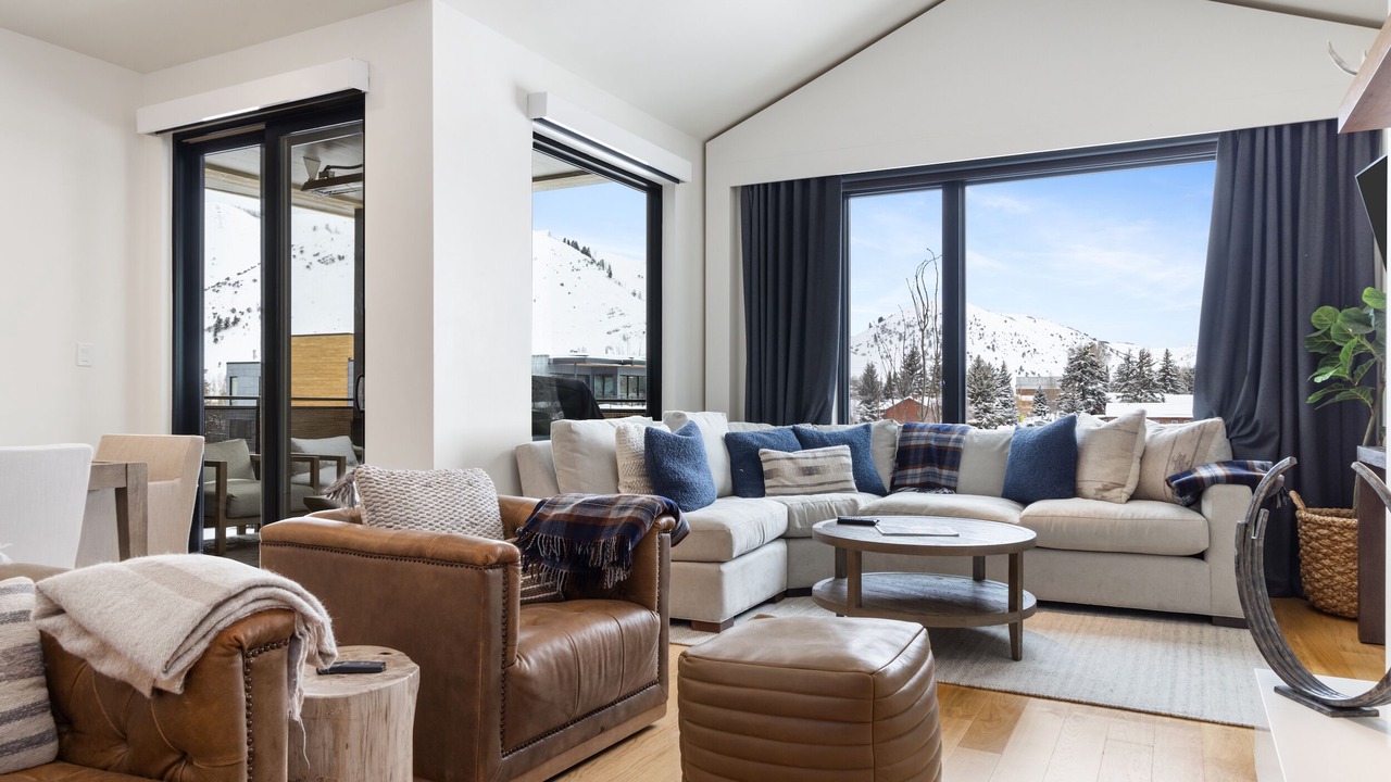 Photo of Livingroom in Jackson