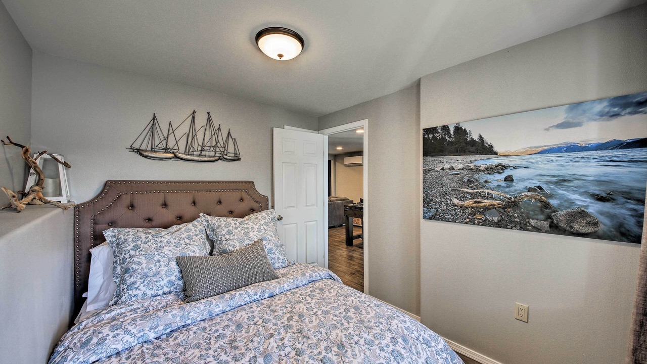 Photo of Bedroom in Sandpoint