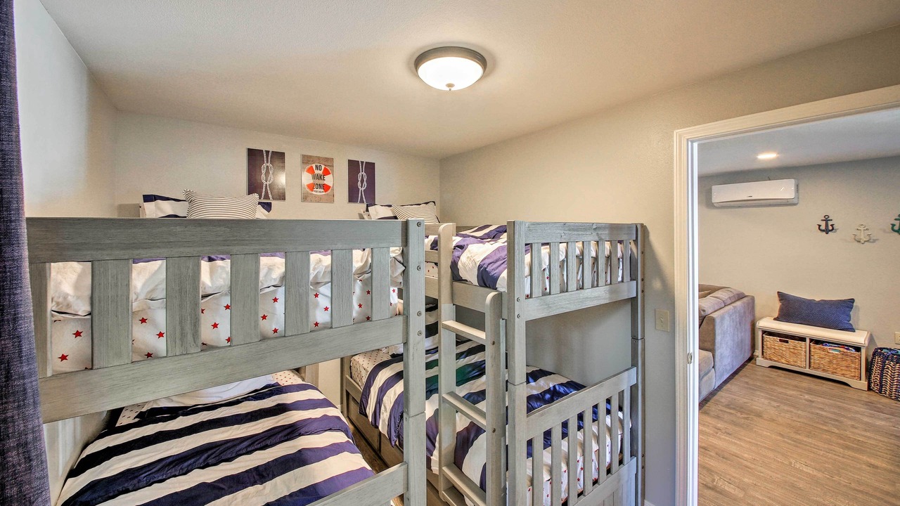 Photo of Bedroom in Sandpoint