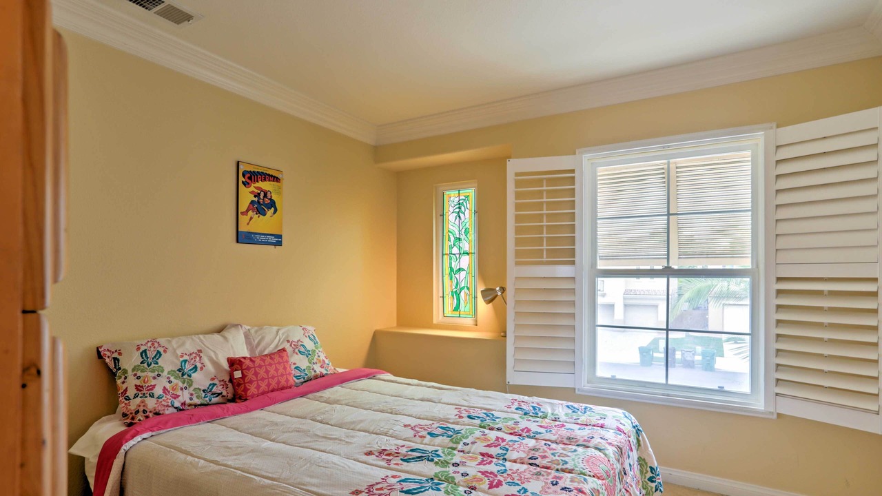 Photo of Bedroom in Ocean View Hills
