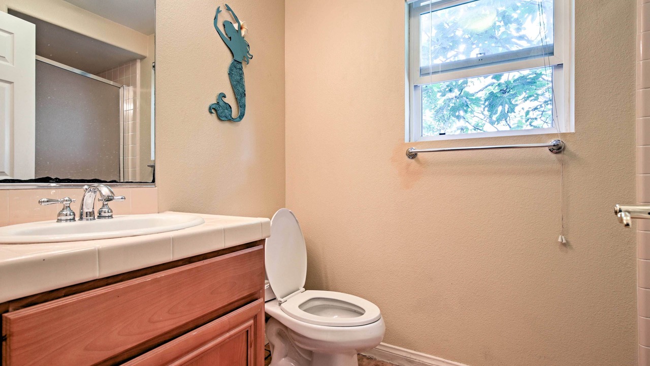 Photo of Bathroom in Ocean View Hills
