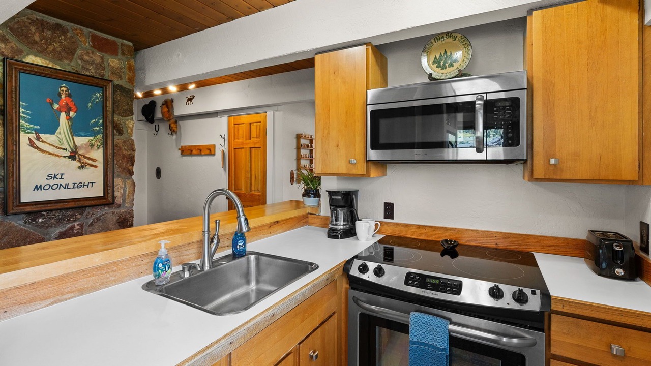 Photo of Kitchen in Big Sky Meadow Village