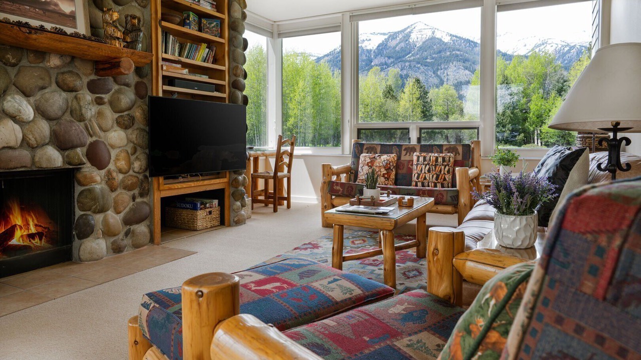 Photo of Livingroom in Moose Wilson Road