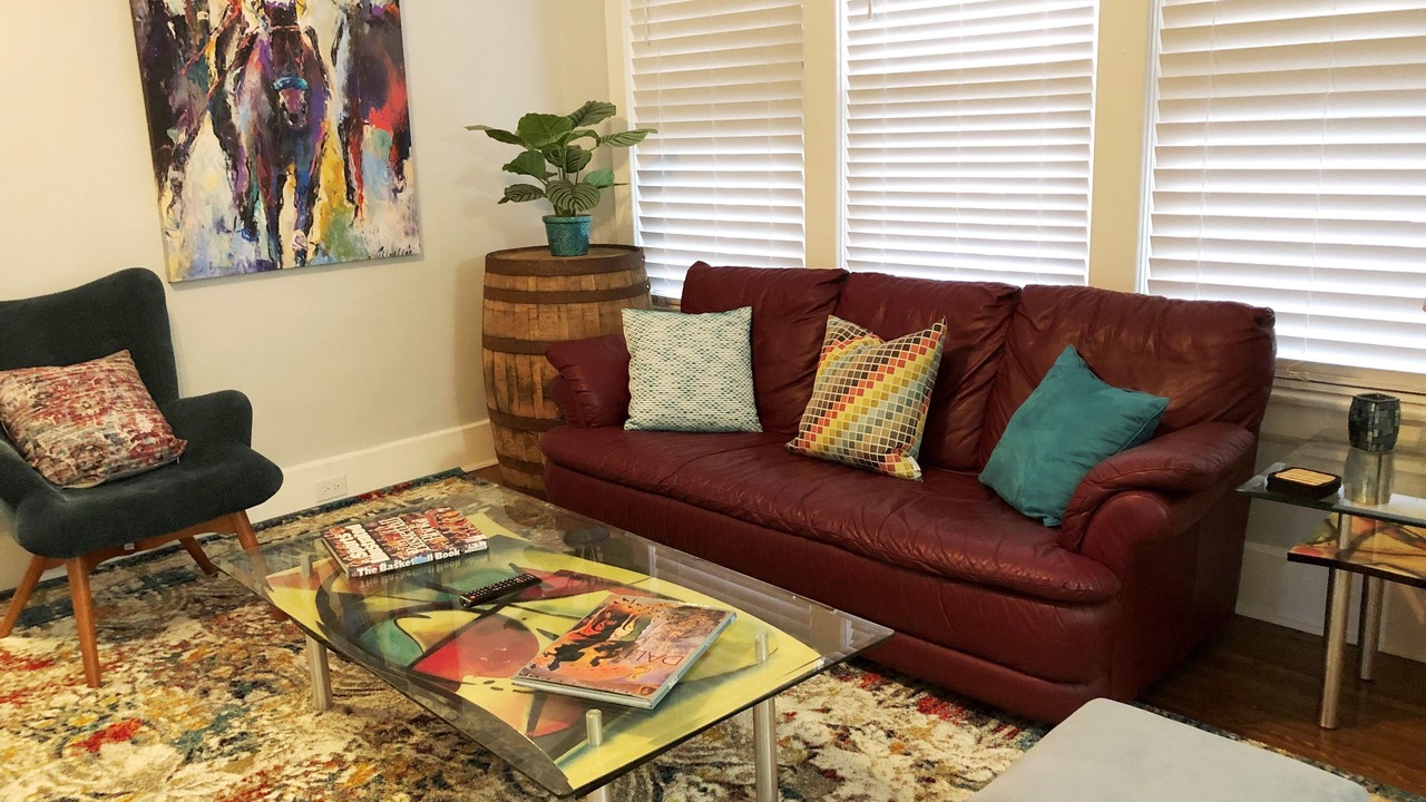 Photo of Livingroom in Tyler Park