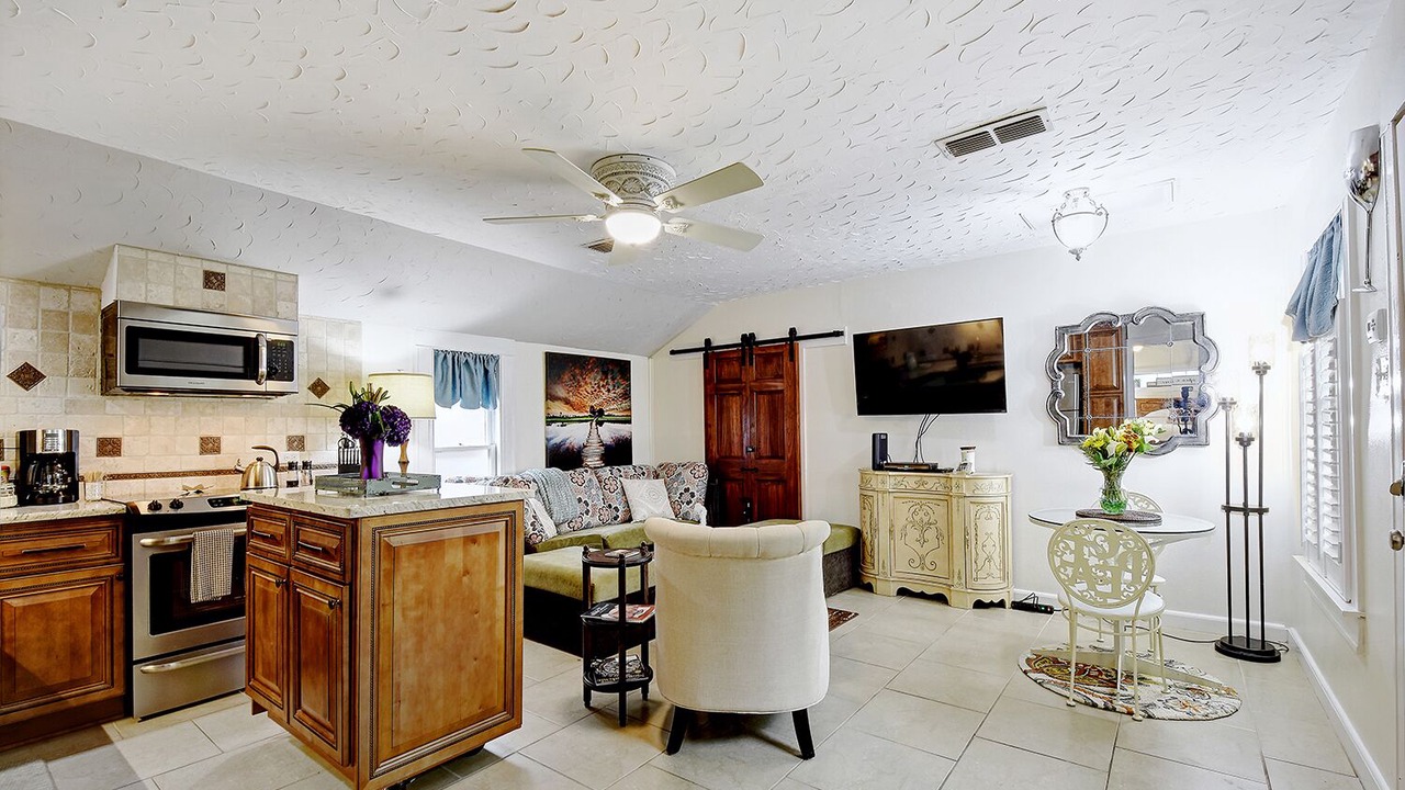Photo of Livingroom in King William