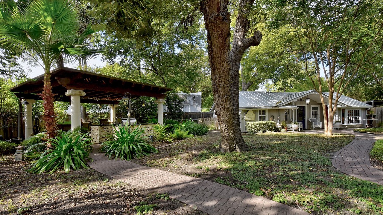 Photo of Outdoor in King William