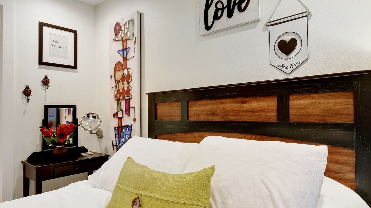 Photo of Bedroom in King William