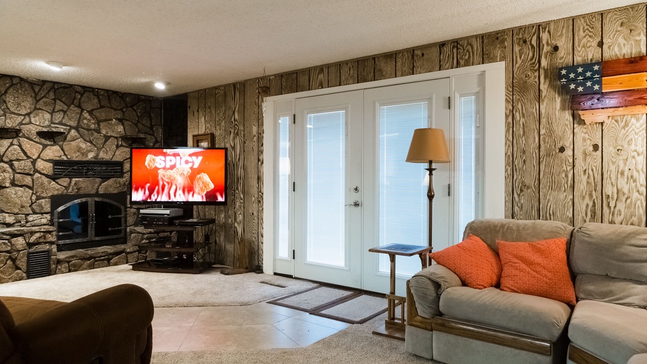 Photo of Bedroom in Hill County