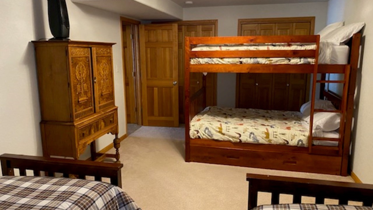 Photo of Bedroom in Laramie