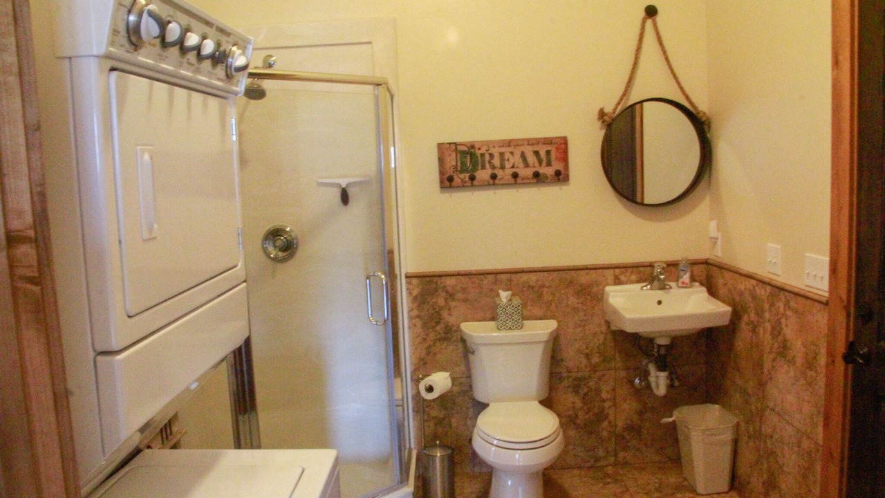 Photo of Bathroom in Elba