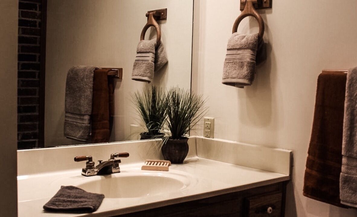 Photo of Bathroom in Chaplin