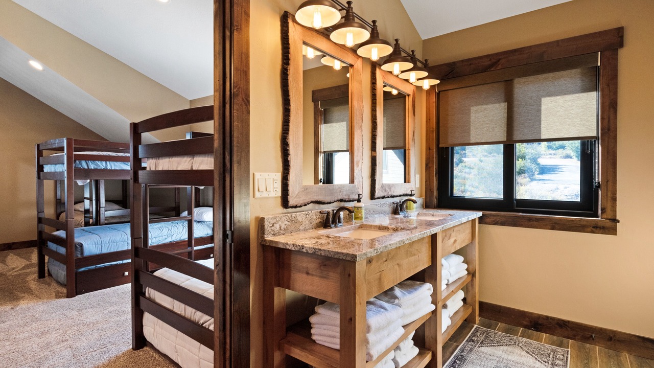 Photo of Bedroom in Fish Haven