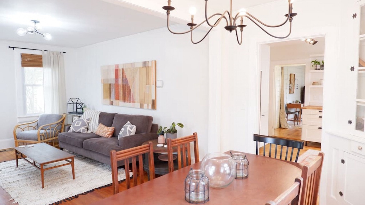 Photo of Livingroom in Earlewood