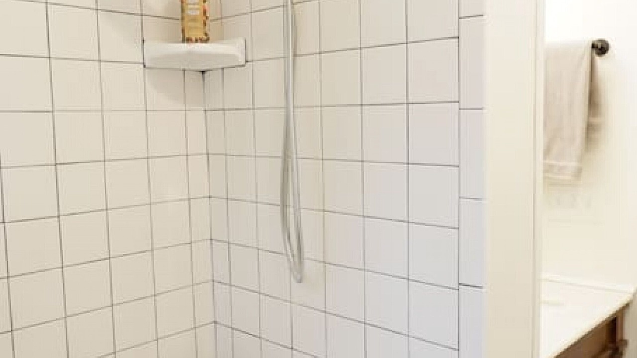 Photo of Bathroom in Earlewood