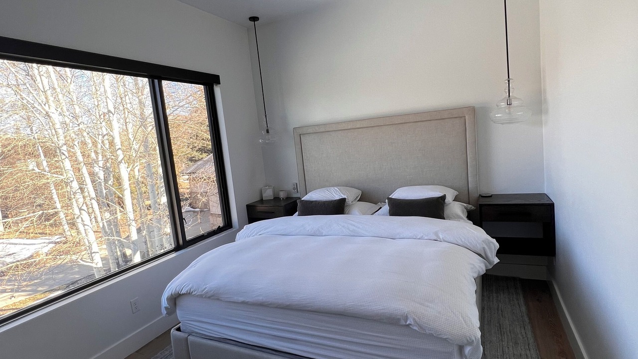 Photo of Bedroom in Park Meadows