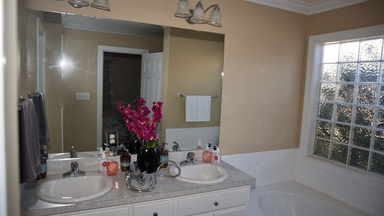 Photo of Bathroom in Winterville