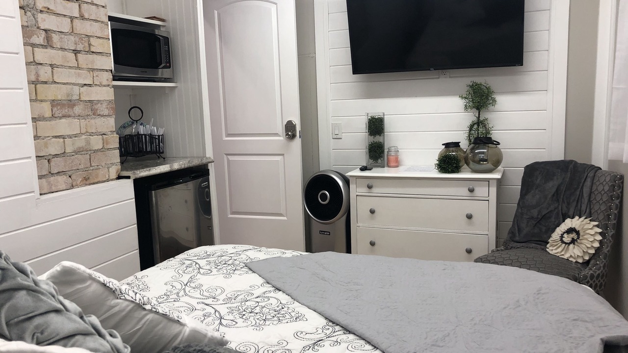 Photo of Bedroom in Salina