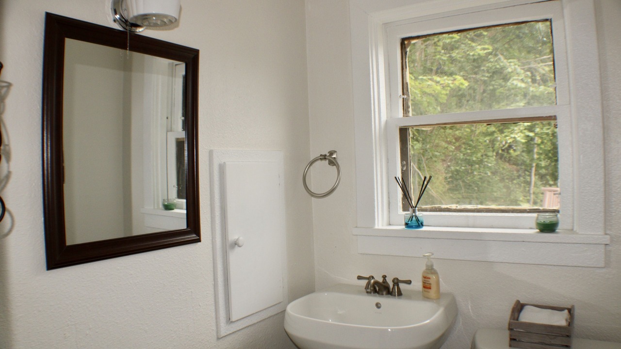 Photo of Bathroom in Wallace