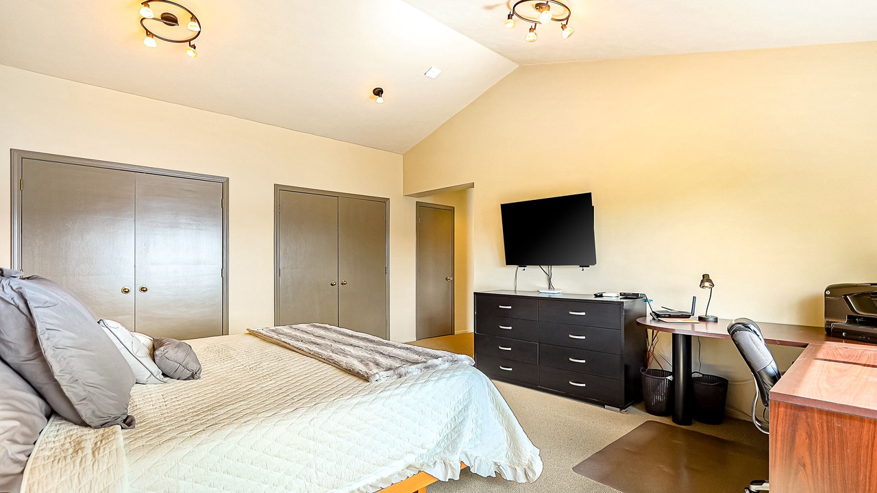 Photo of Bedroom in Worley