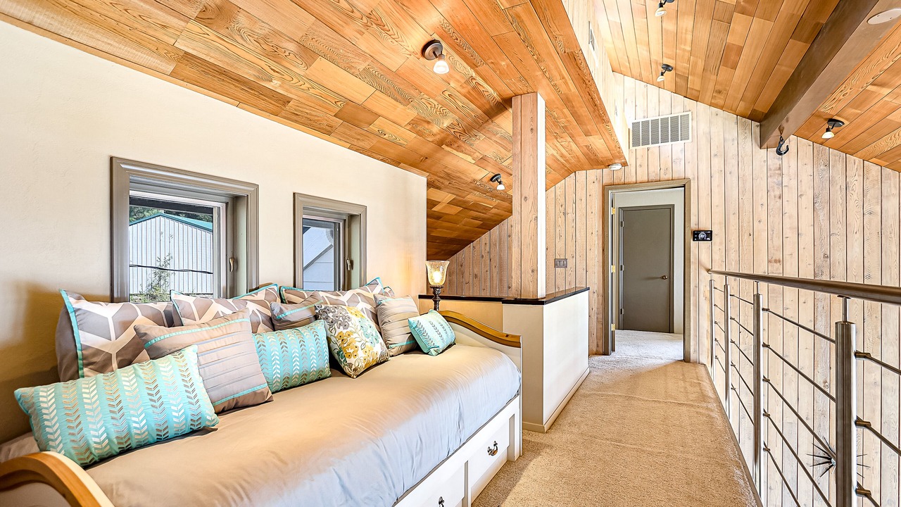 Photo of Bedroom in Worley