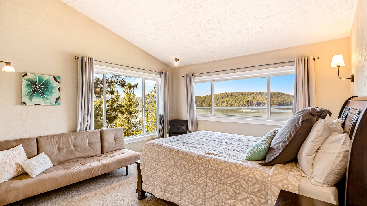 Photo of Bedroom in Worley