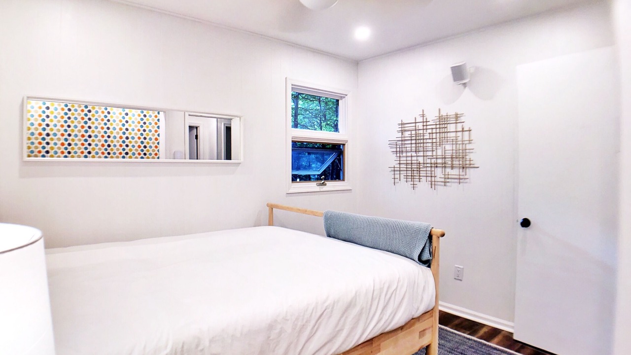 Photo of Bedroom in Pocono Pines