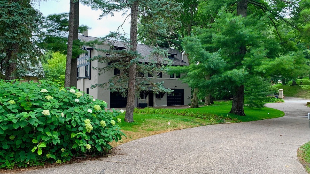 Photo of Outdoor in Davenport