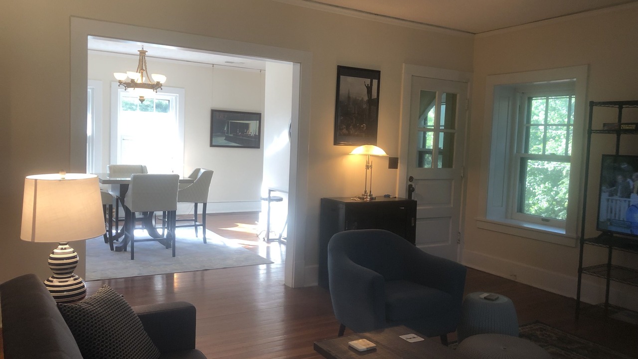 Photo of Livingroom in Davenport