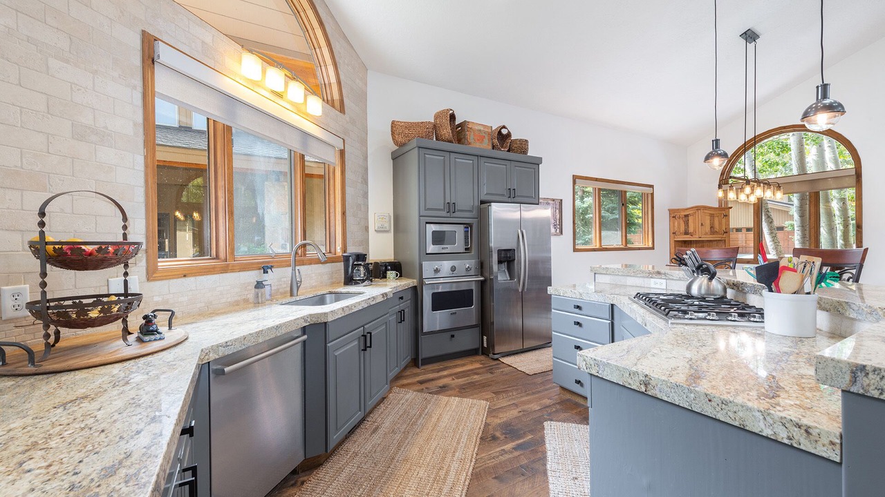 Photo of Kitchen in Park Meadows