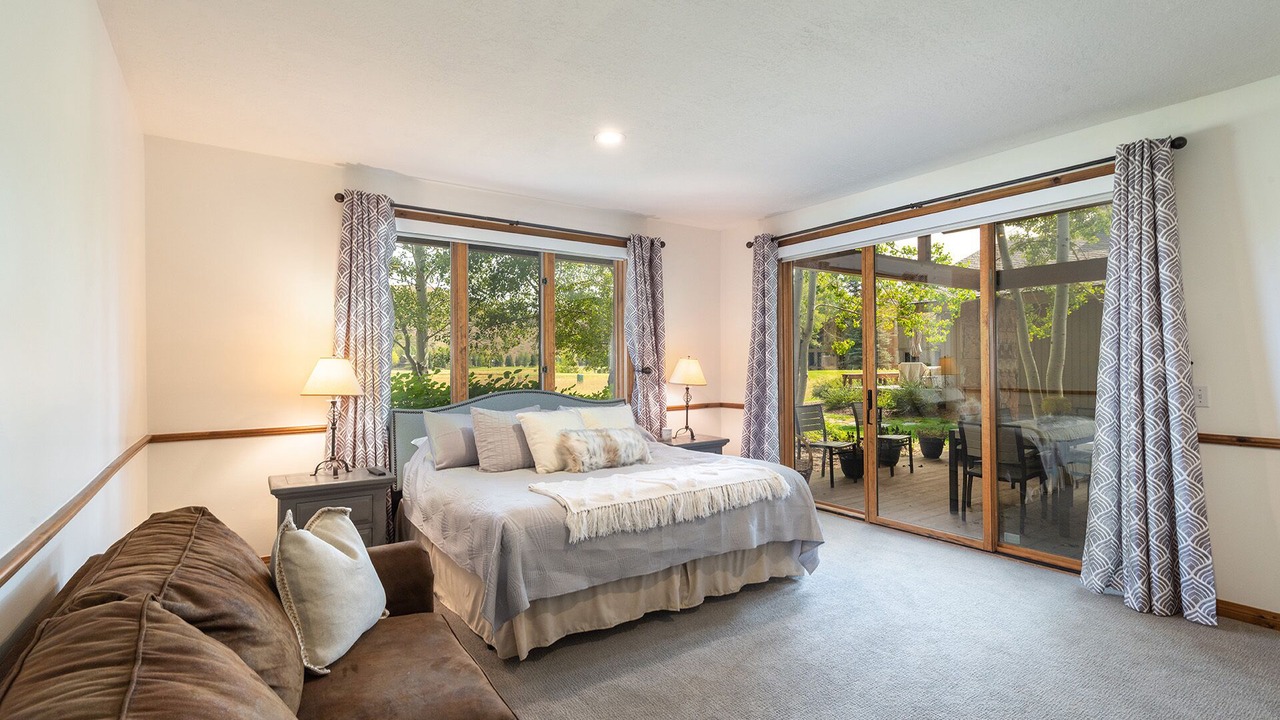 Photo of Bedroom in Park Meadows