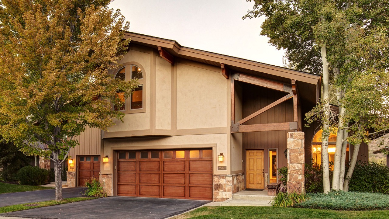 Photo of Outdoor in Park Meadows