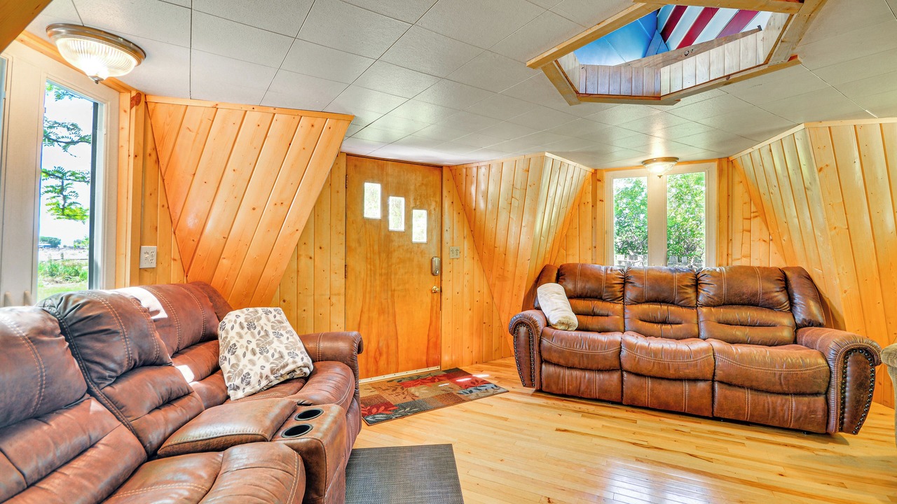 Photo of Livingroom in Clark