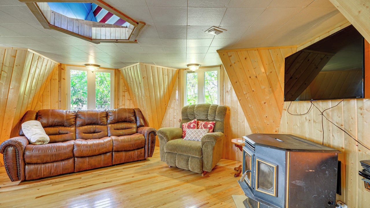 Photo of Livingroom in Clark