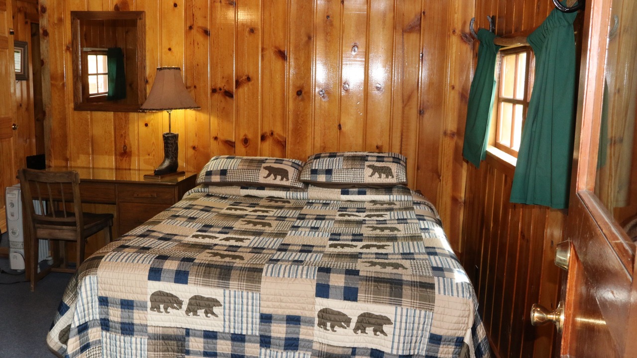 Photo of Bedroom in Wapiti