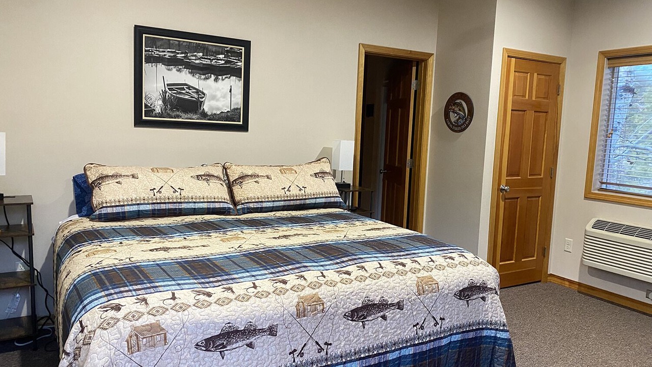 Photo of Bedroom in Wolf Creek