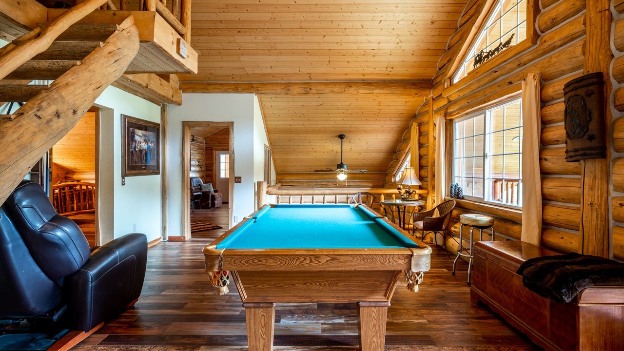 Photo of Bedroom in Broadwater County