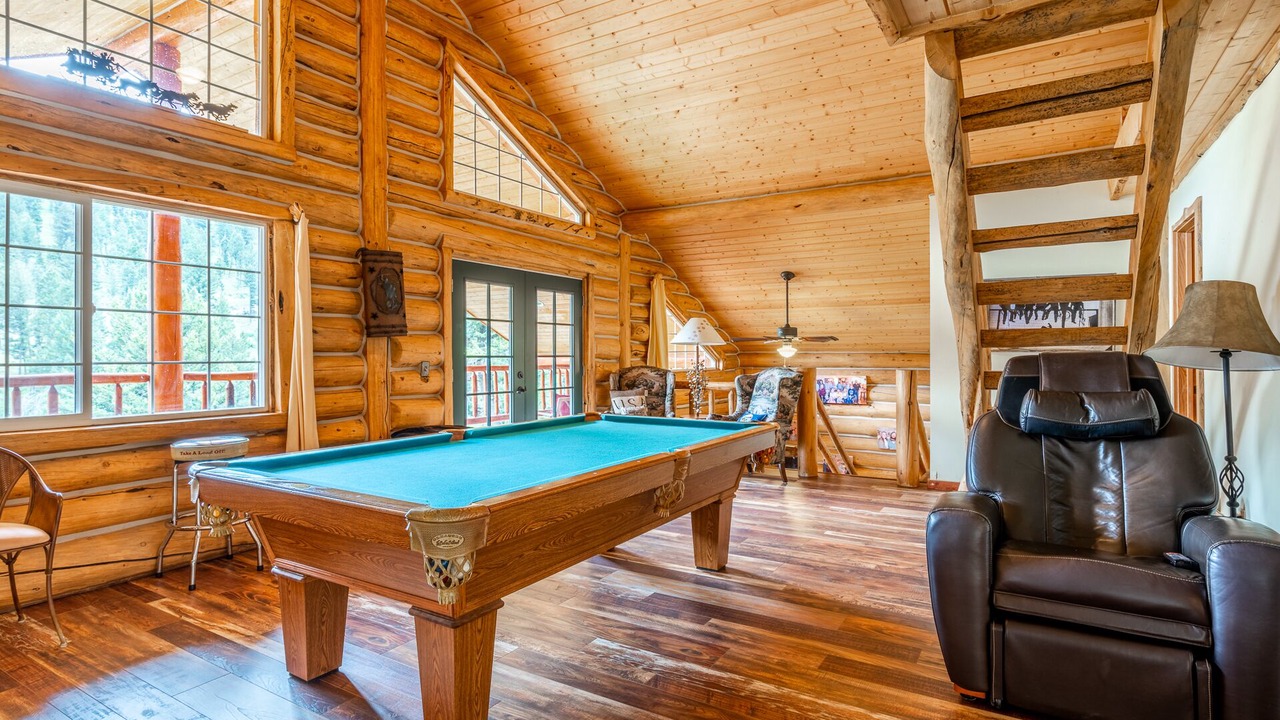 Photo of Bedroom in Broadwater County