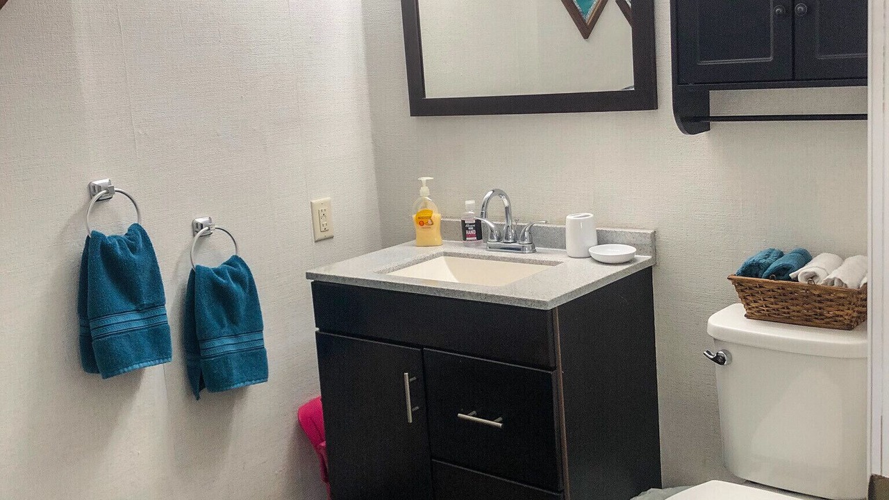 Photo of Bathroom in Lakeside