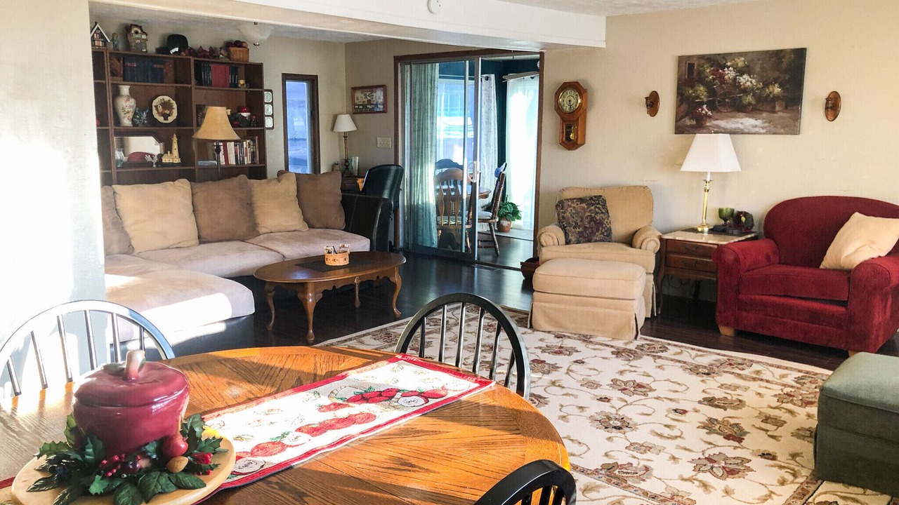Photo of Livingroom in Lakeside