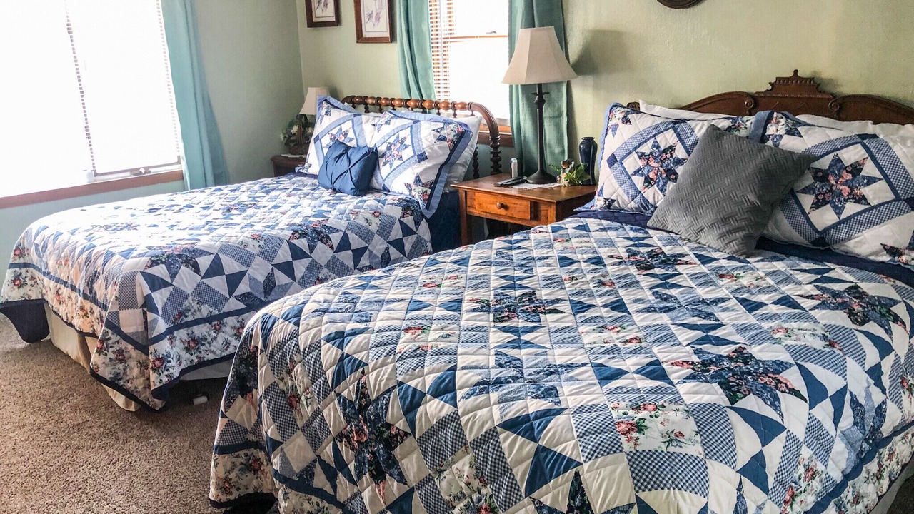 Photo of Bedroom in Lakeside