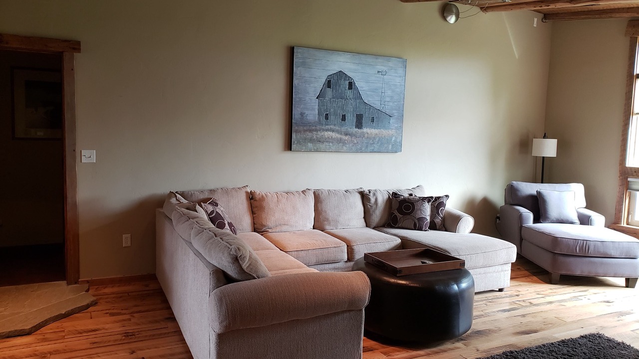 Photo of Livingroom in Four Corners