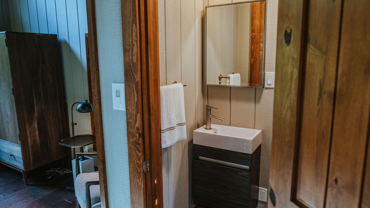 Photo of Bathroom in Helmsburg